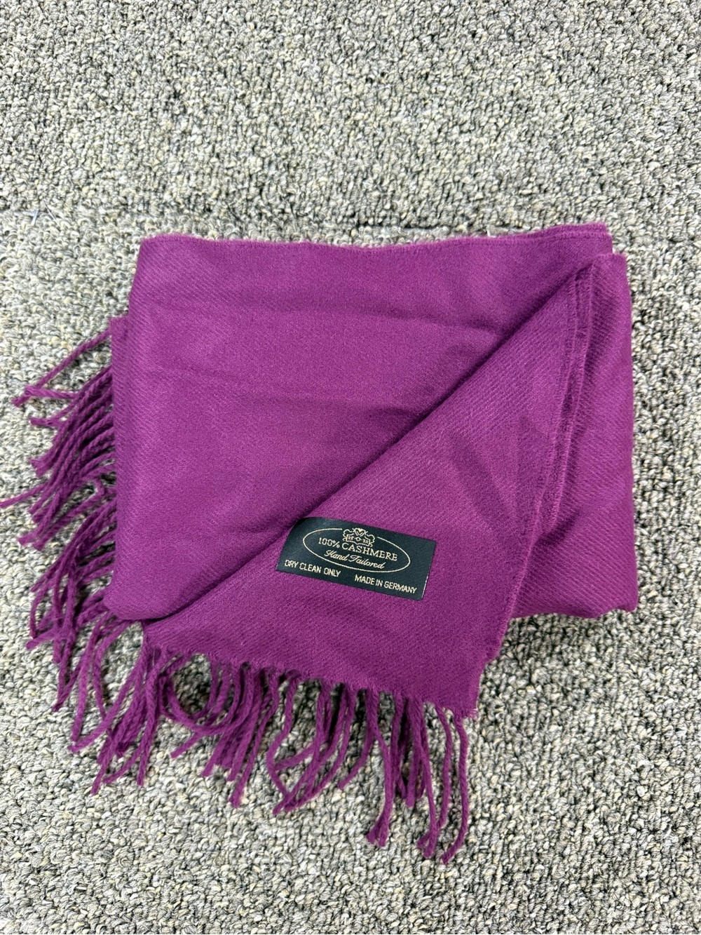 Hand Tailored 100% Cashmere Fringe Scarf Purple Magenta Made in Germany⁠